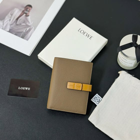 Loewe Mittelmünze Tasche-4013  